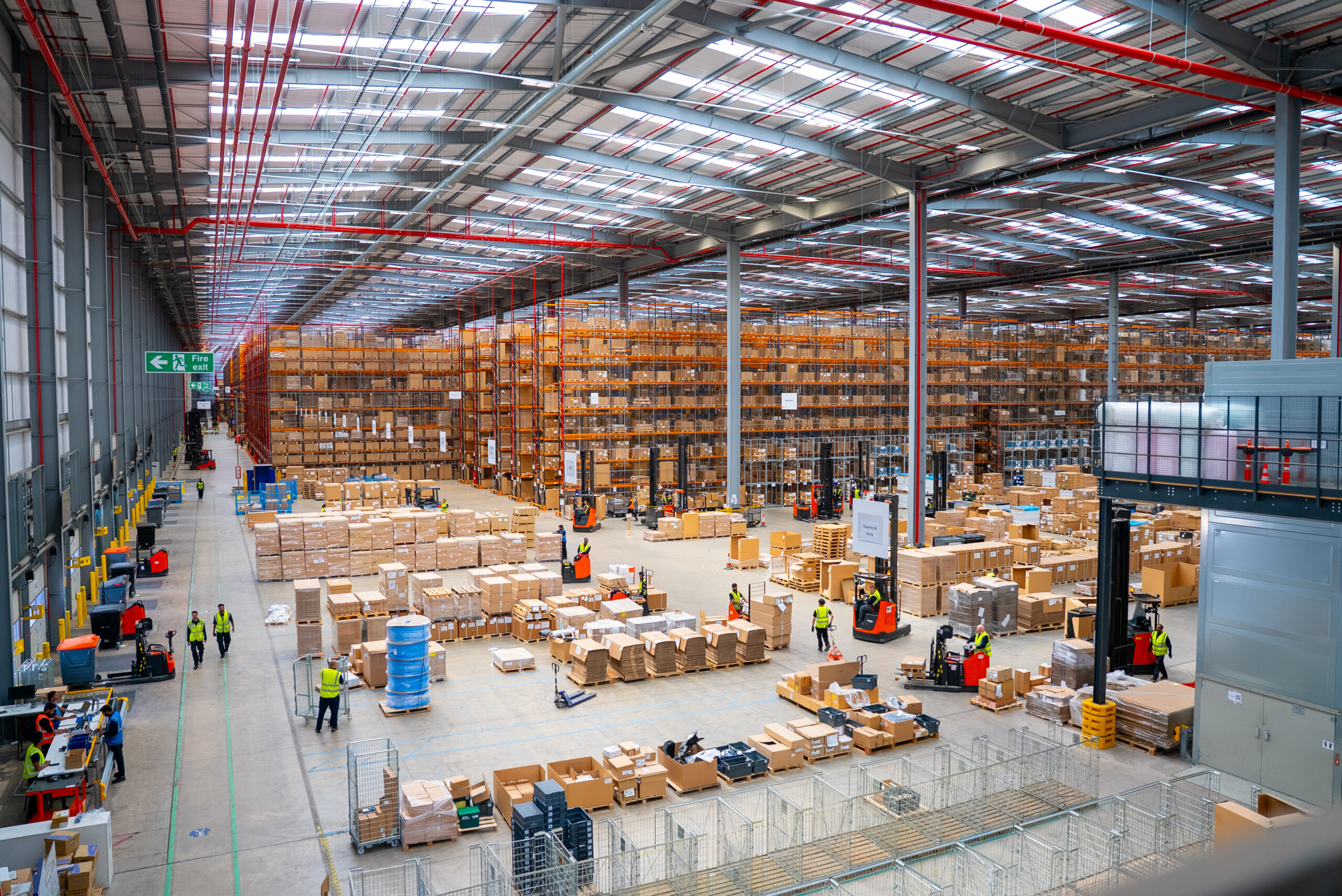 The resilience of agile warehousing for supply chain management